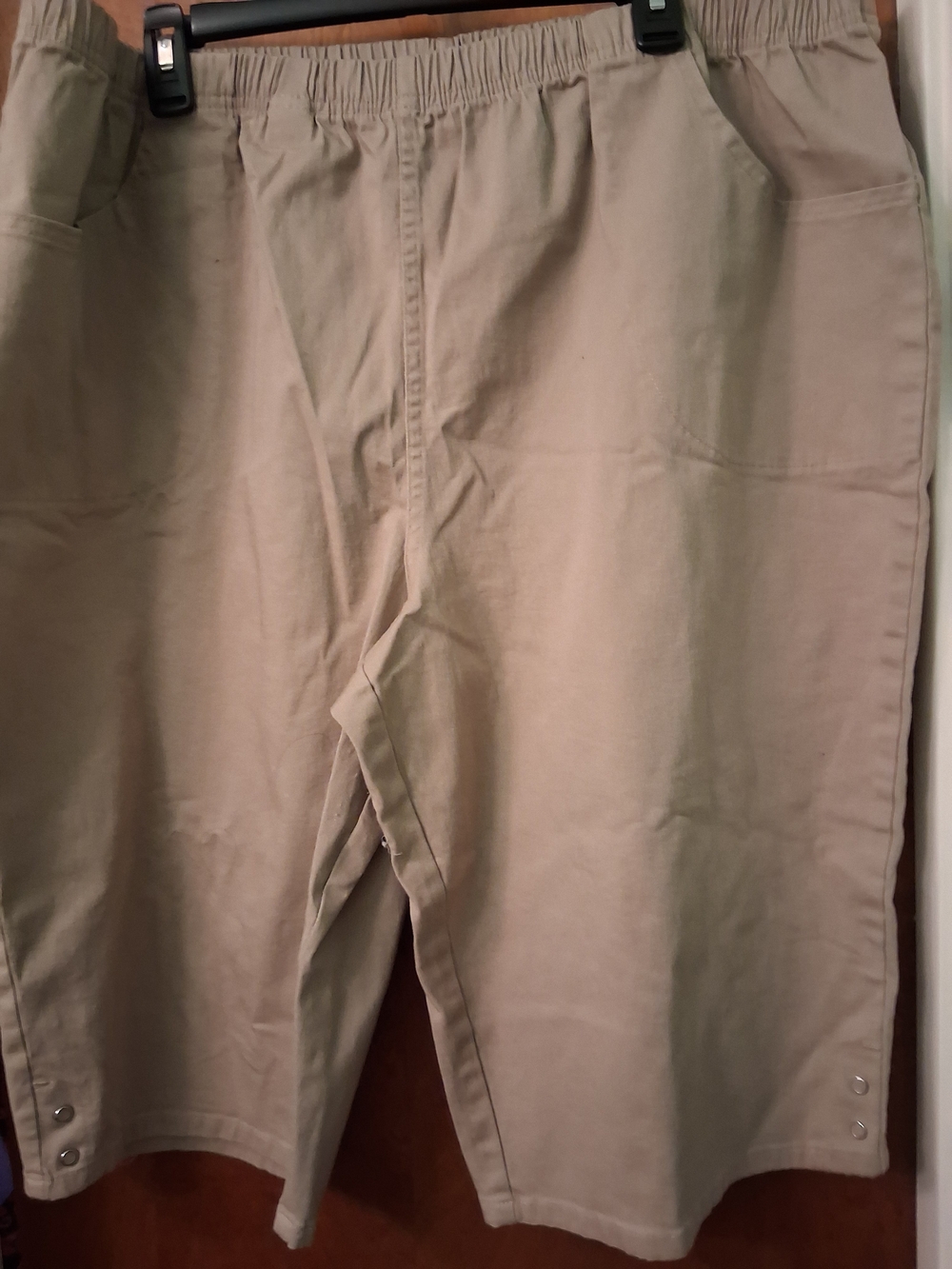 Croft & Barrow Women's Beige Elastic Waist Casual Pants